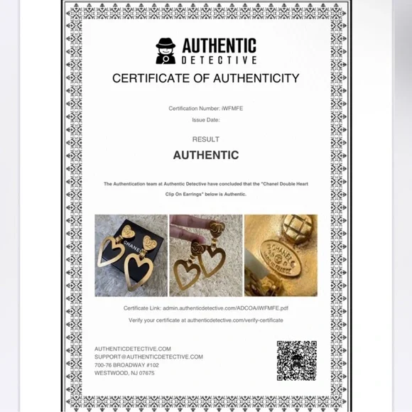 Chanel | Double Heart Dangle Earrings Gold Plated - Picture 5 of 8